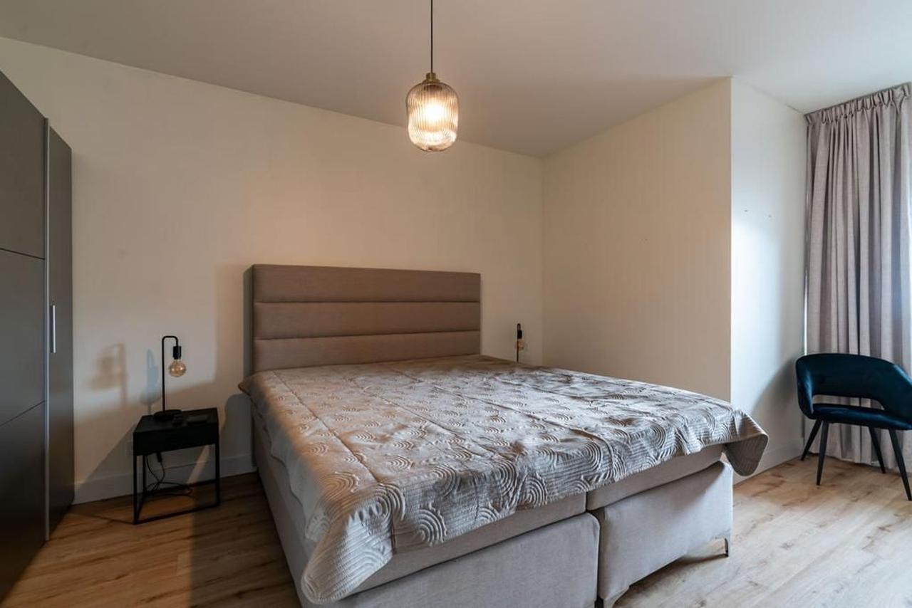 Gemeubileerd 5-kamerappartement met parking - Afbeelding 24