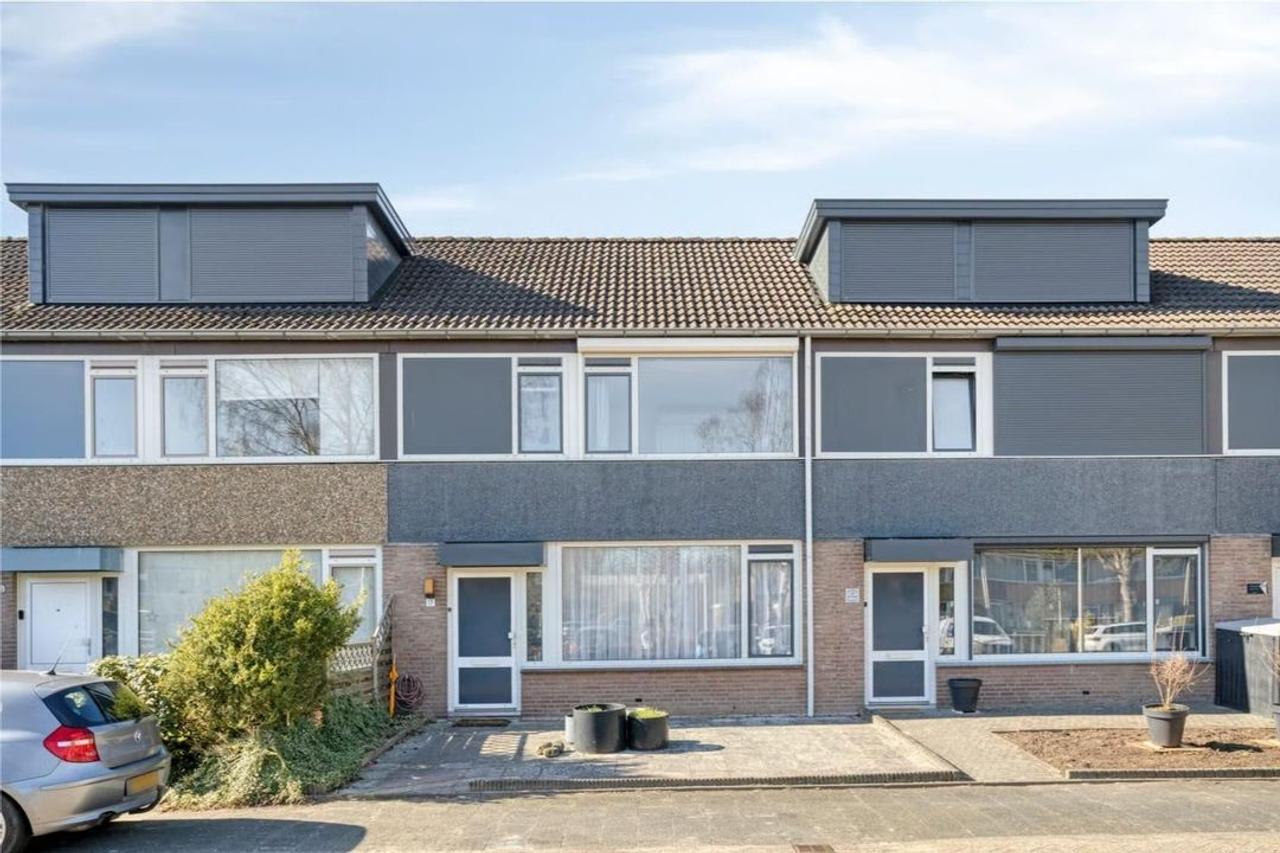 Direct beschikbaar huis met 4 slaapkamers - Afbeelding 1