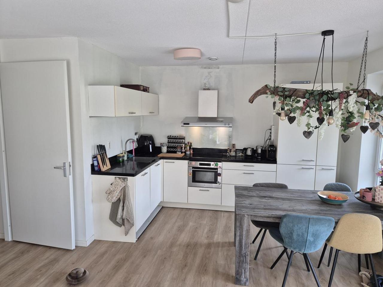 3-kamerappartement bij station Zaandam - Afbeelding 3
