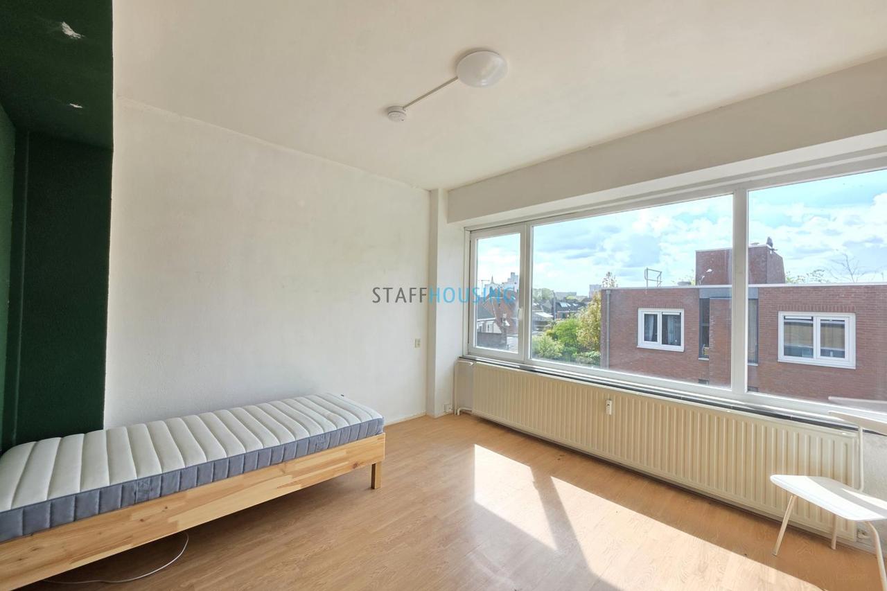 110 m² met 4 slaapkamers en balkon - Afbeelding 16