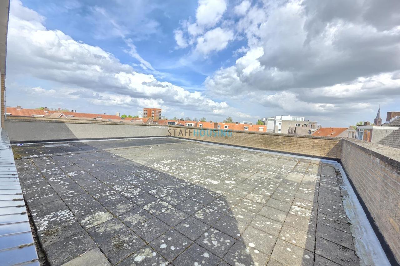 110 m² met 4 slaapkamers en balkon - Afbeelding 22