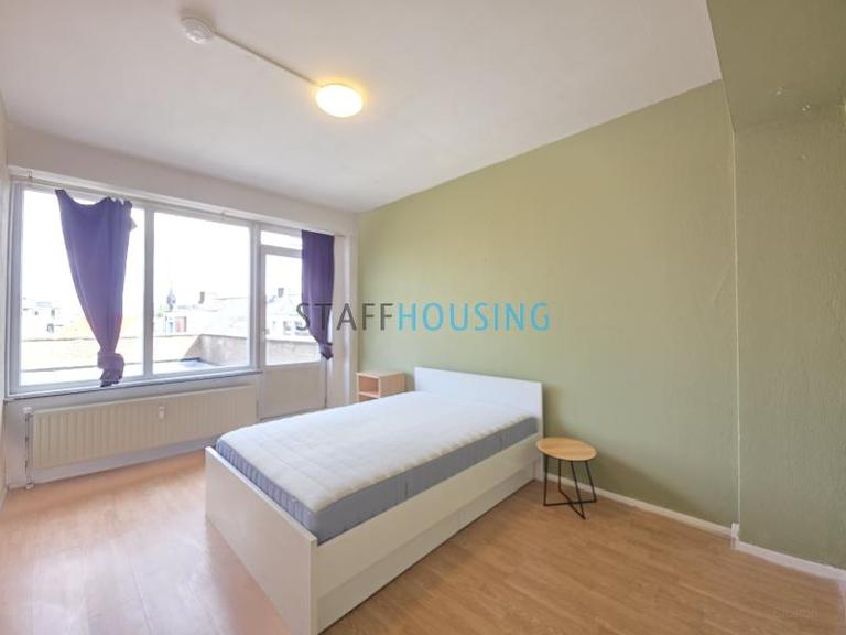 110 m² appartement met 4 slaapkamers - Afbeelding 8