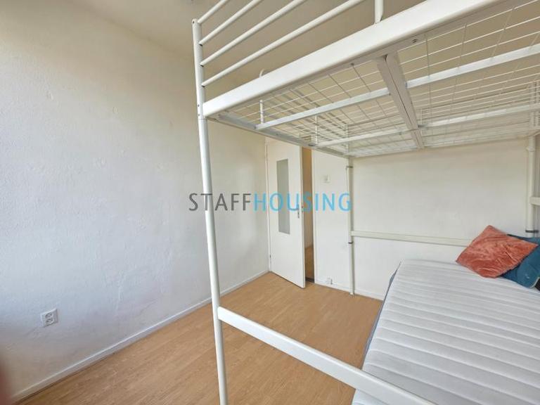 110 m² appartement met 4 slaapkamers - Afbeelding 21