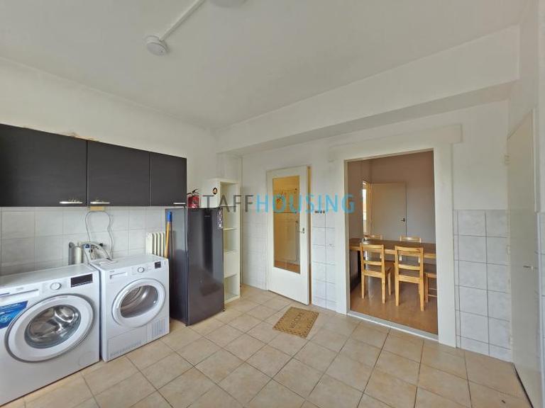 110 m² appartement met 4 slaapkamers - Afbeelding 32