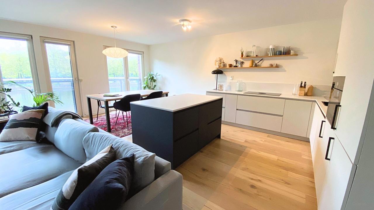 Gemeubileerd 4-kamerappartement van 102 m² - Afbeelding 2