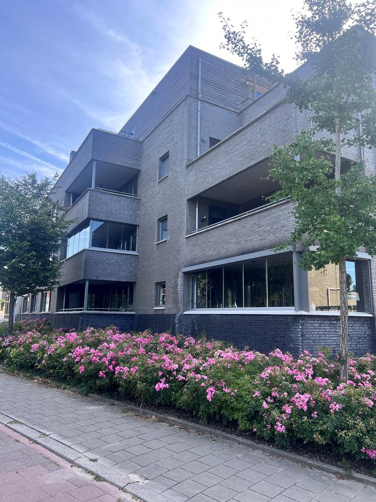 2-slaapkamerappartement met balkon - Afbeelding 1