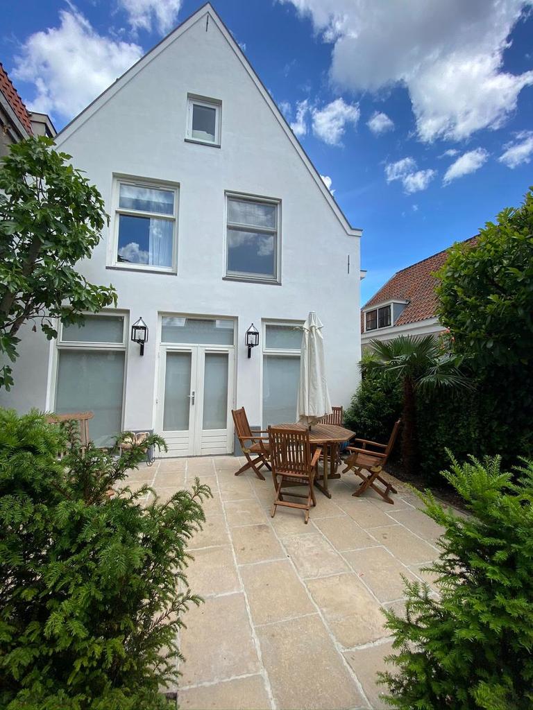 Furnished townhouse in the heart of Weesp - Image 1