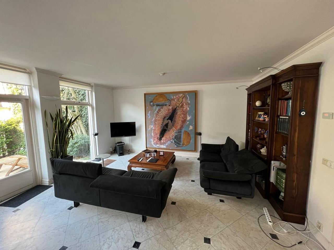Furnished townhouse in the heart of Weesp - Image 2