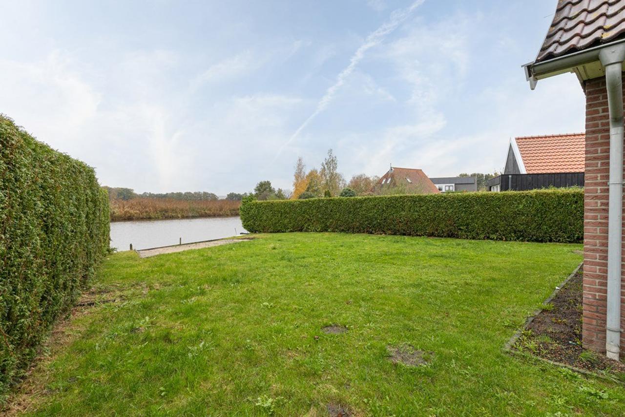 Vrij aan het kanaal met sauna - Afbeelding 2