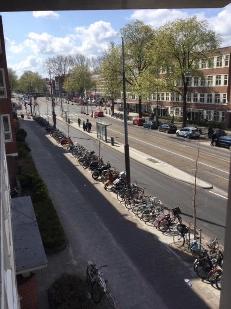 3 slaapkamers en oostbalkon in Amsterdam - Afbeelding 1