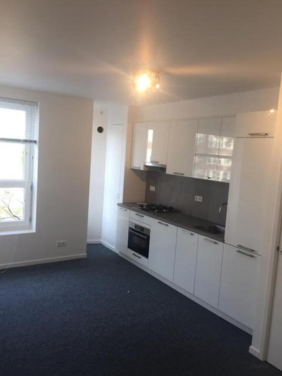 3 slaapkamers en oostbalkon in Amsterdam - Afbeelding 5