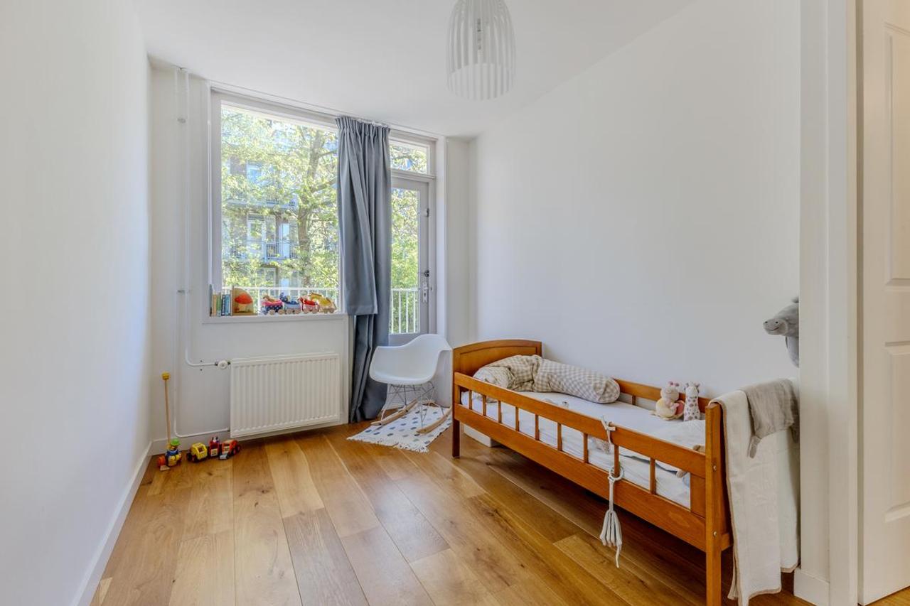 Dubbel benedenhuis met 2 tuinen - Afbeelding 24