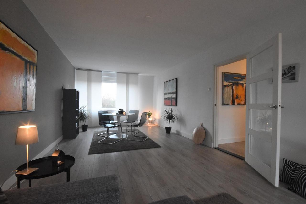 Appartement met 2 balkons in Daalhof - Afbeelding 1