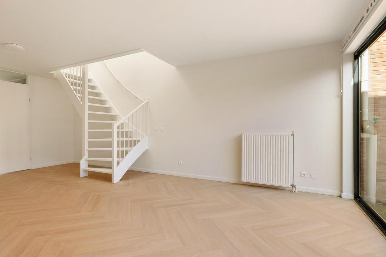 3-slaapkamer huis met tuin in Bijlmer Oost - Afbeelding 2