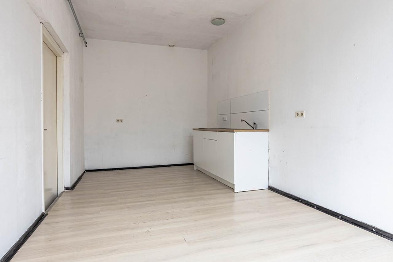 Kamer in gedeeld appartement in Sappemeer - Afbeelding 6