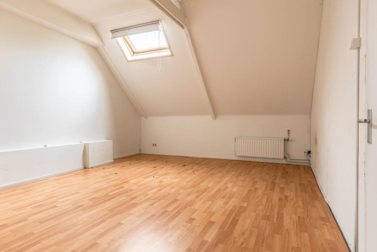 Kamer in gedeeld appartement in Sappemeer - Afbeelding 9