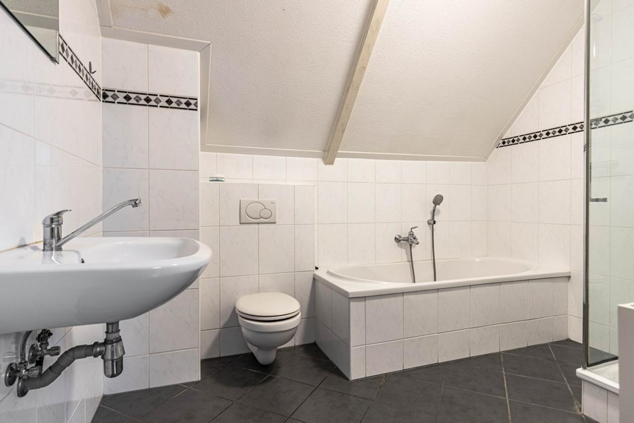 Kamer in gedeeld appartement in Sappemeer - Afbeelding 11