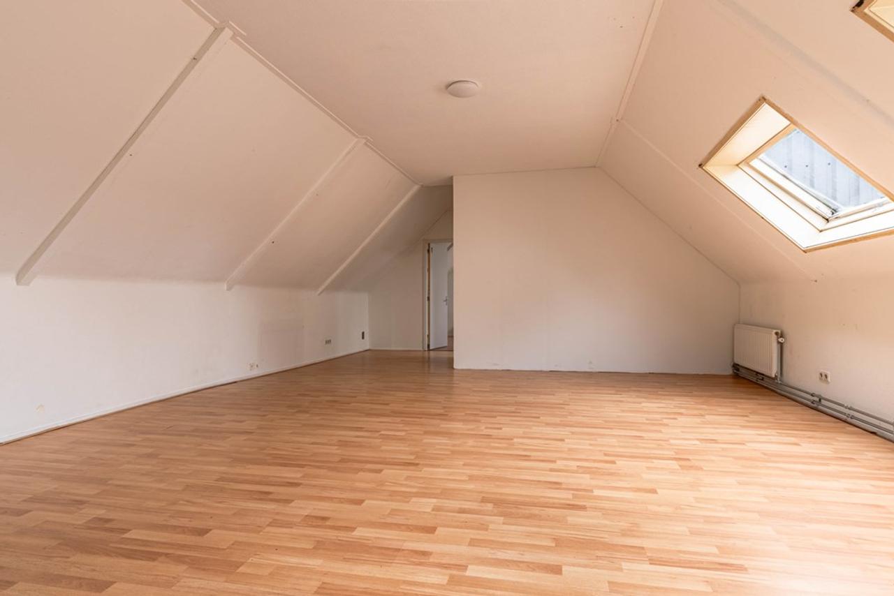 Kamer in gedeeld appartement in Sappemeer - Afbeelding 21