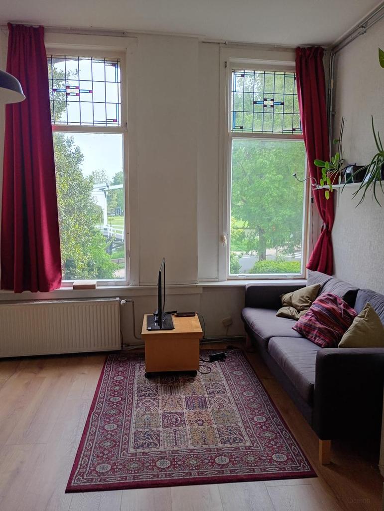 Student Apartment on Square - Image 2