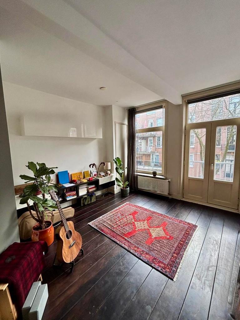 Licht appartement met balkon in Oud-West - Afbeelding 2