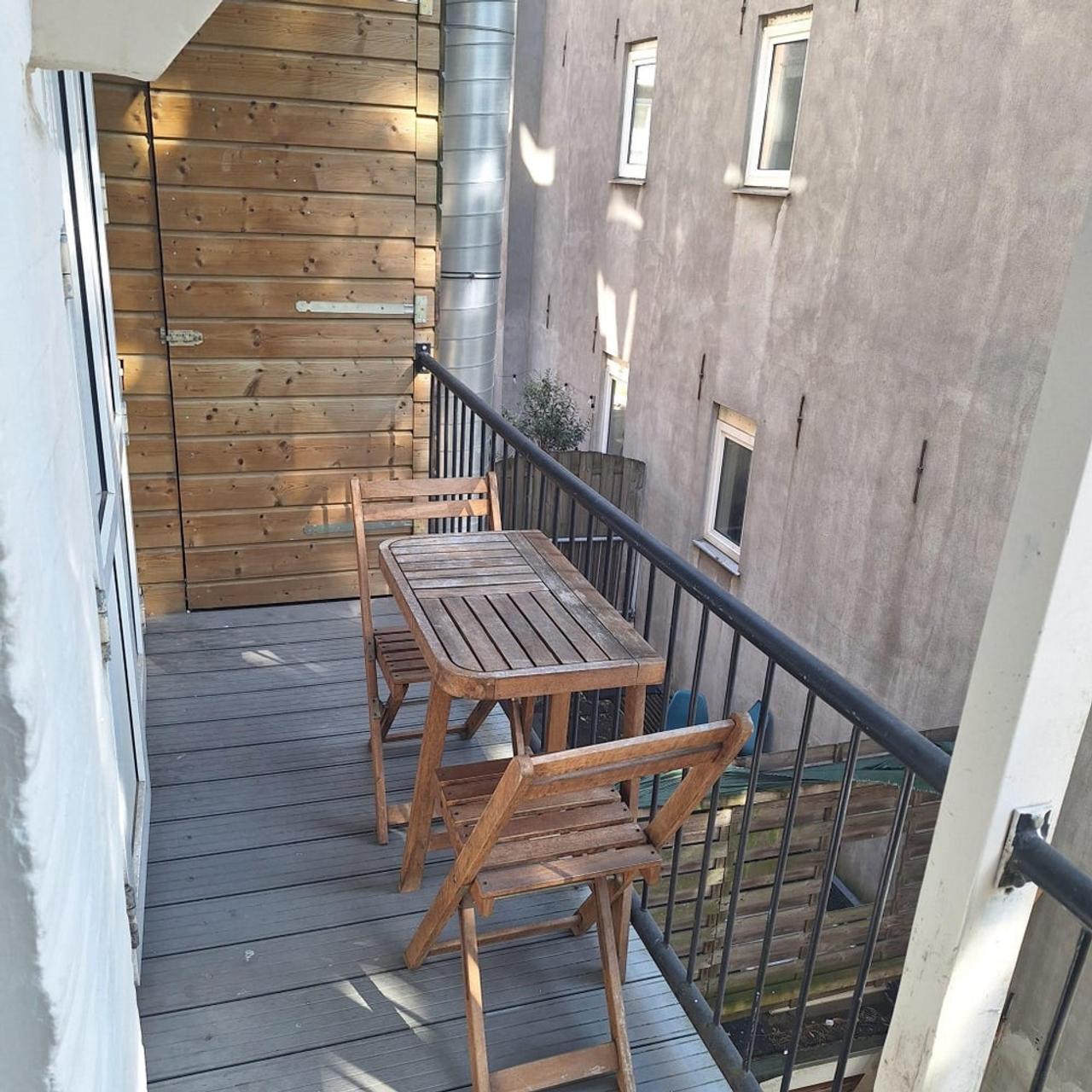 Licht appartement met balkon in Oud-West - Afbeelding 12