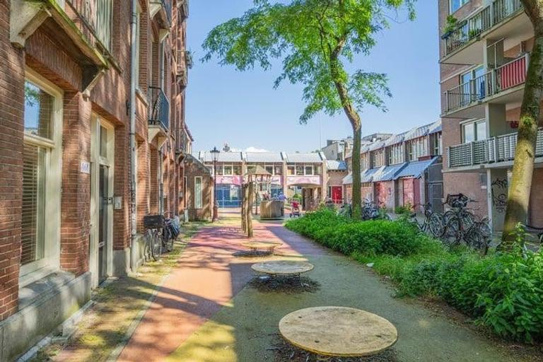 Licht appartement met balkon in Oud-West - Afbeelding 16