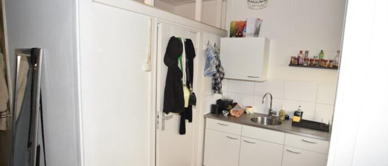Kamer met eigen douche in Spijkerkwartier - Afbeelding 4