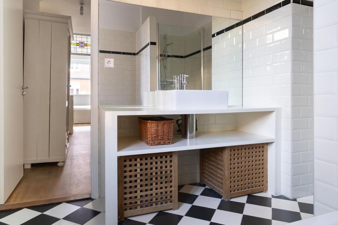 Licht 2-kamerappartement met balkon - Afbeelding 14