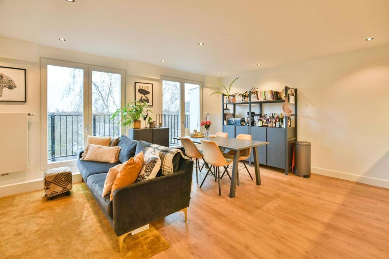 Zuidbalkon en 2 slaapkamers in Amsterdam - Afbeelding 3