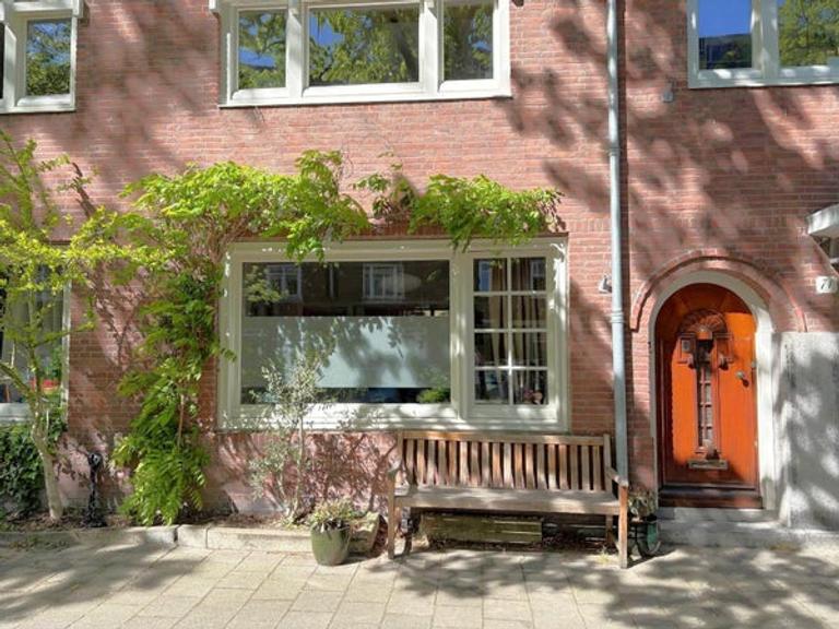 Benedenhuis met zonnige tuin in Rivierenbuurt - Afbeelding 1