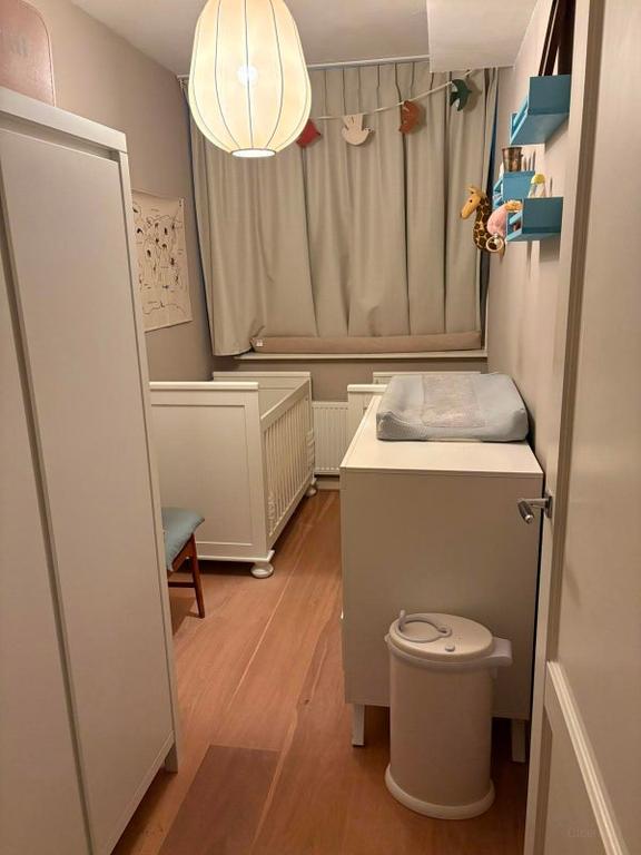 Benedenhuis met zonnige tuin in Rivierenbuurt - Afbeelding 11