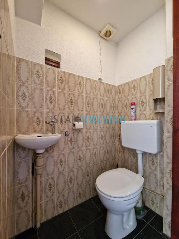 Furnished home with garden in Gouda - Image 5