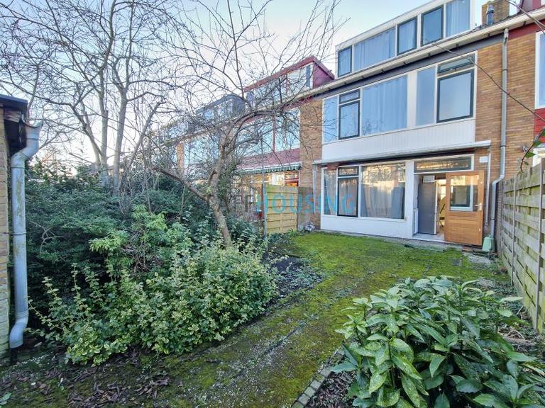 Furnished home with garden in Gouda - Image 15