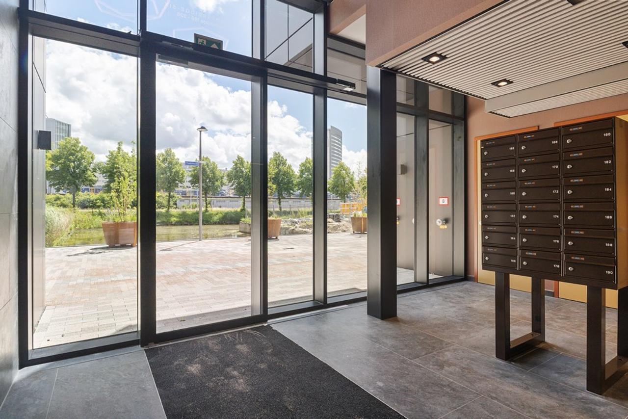 2-laags appartement met terras - Afbeelding 13