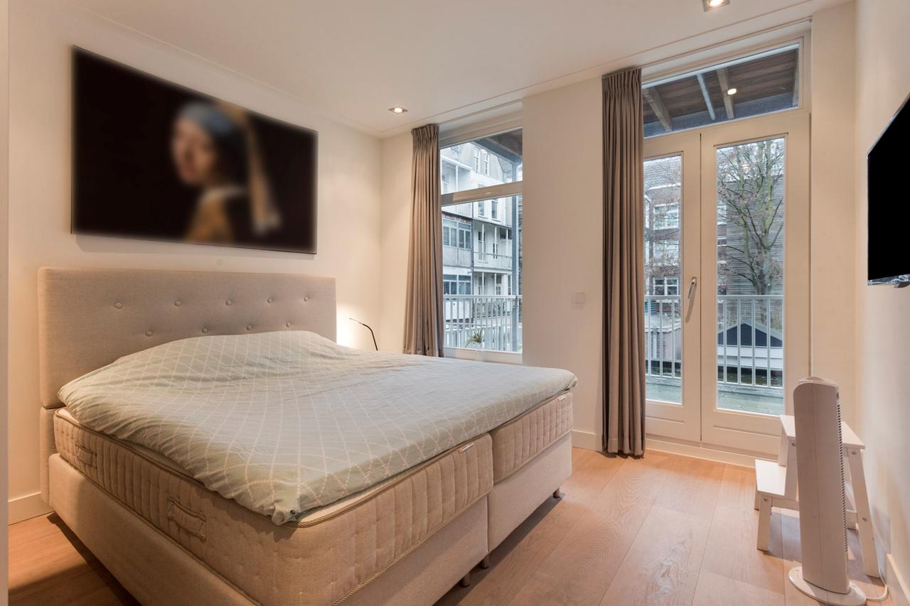 Licht 3-kamerappartement met balkon in De Pijp - Afbeelding 12