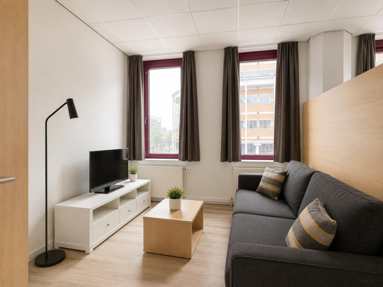Studio with elevator on Deventerstraat - Image 3