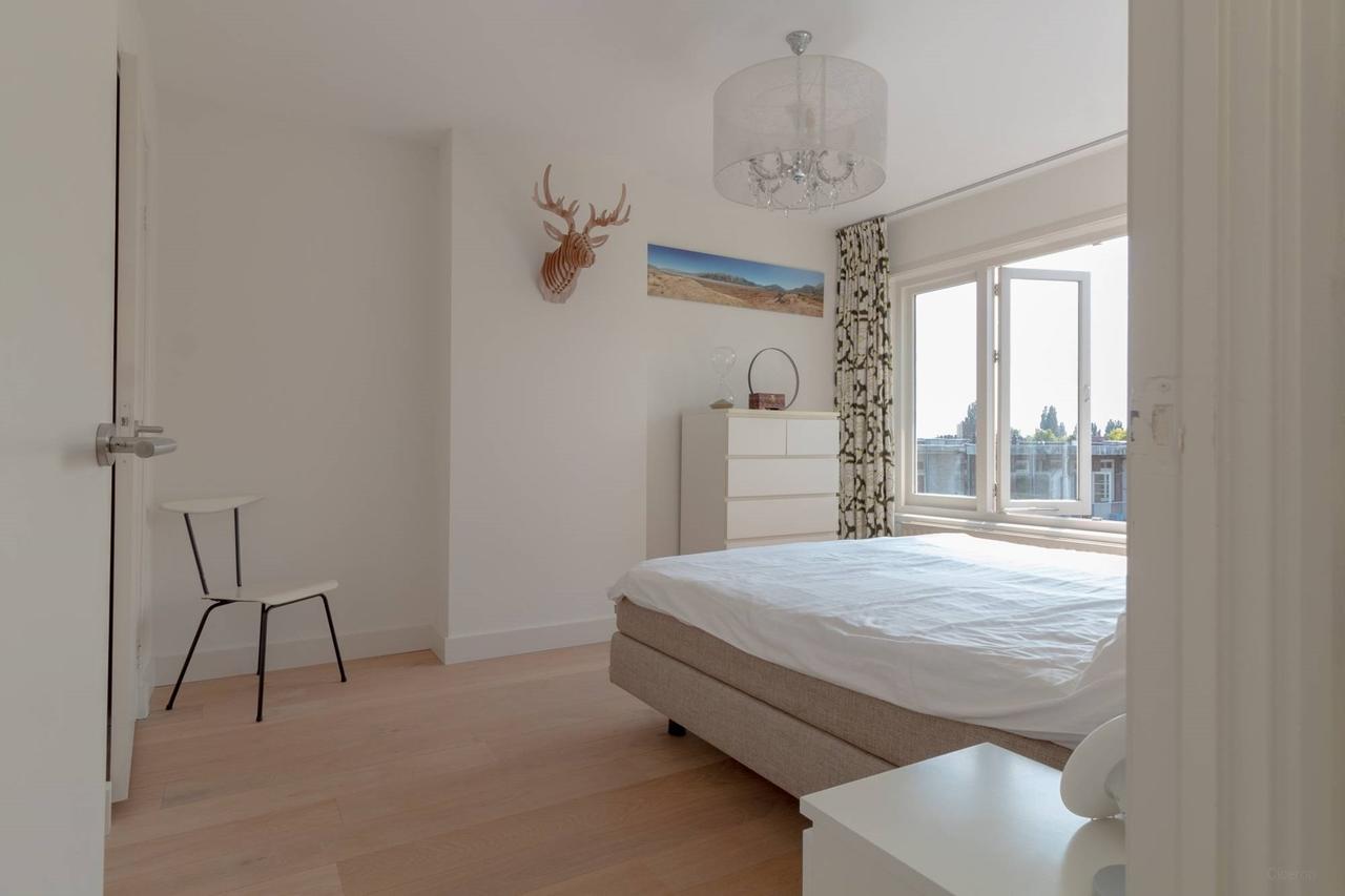 Drieslaapkamerappartement aan de Amstel - Afbeelding 20