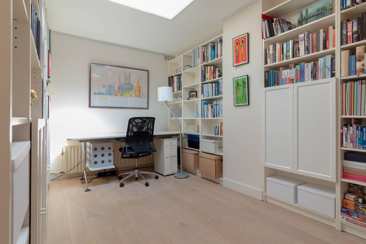 Drieslaapkamerappartement aan de Amstel - Afbeelding 22