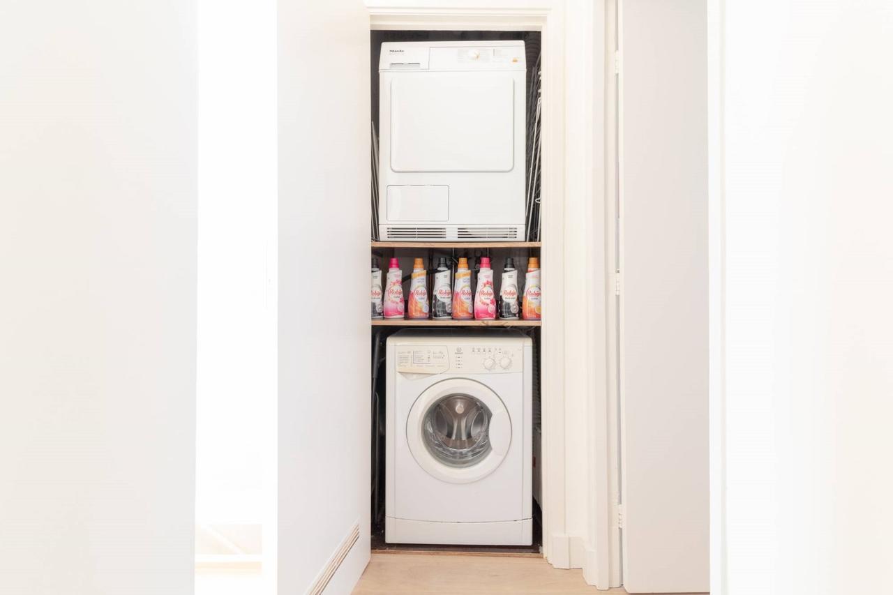 Drieslaapkamerappartement aan de Amstel - Afbeelding 24