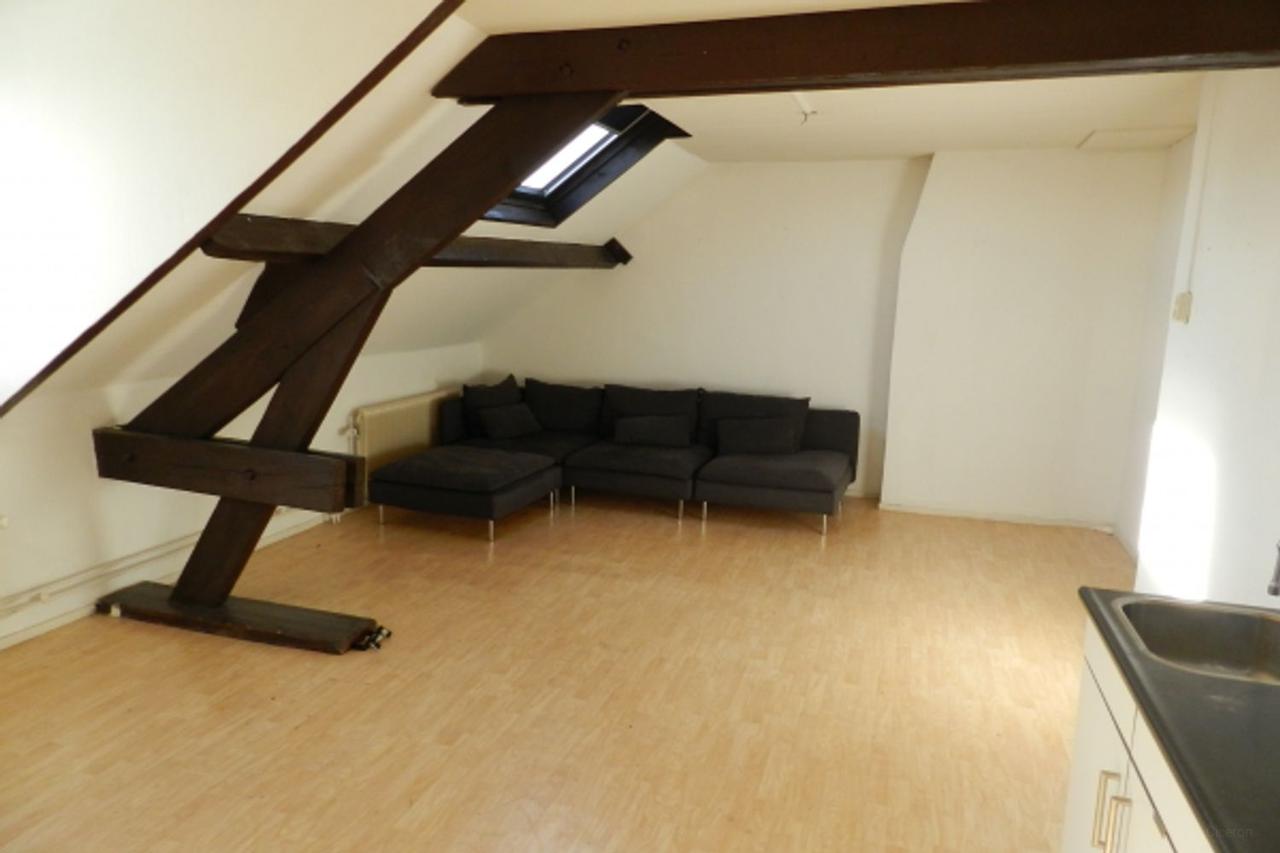 Spacious 33 m² room near Vrijthof - Image 4