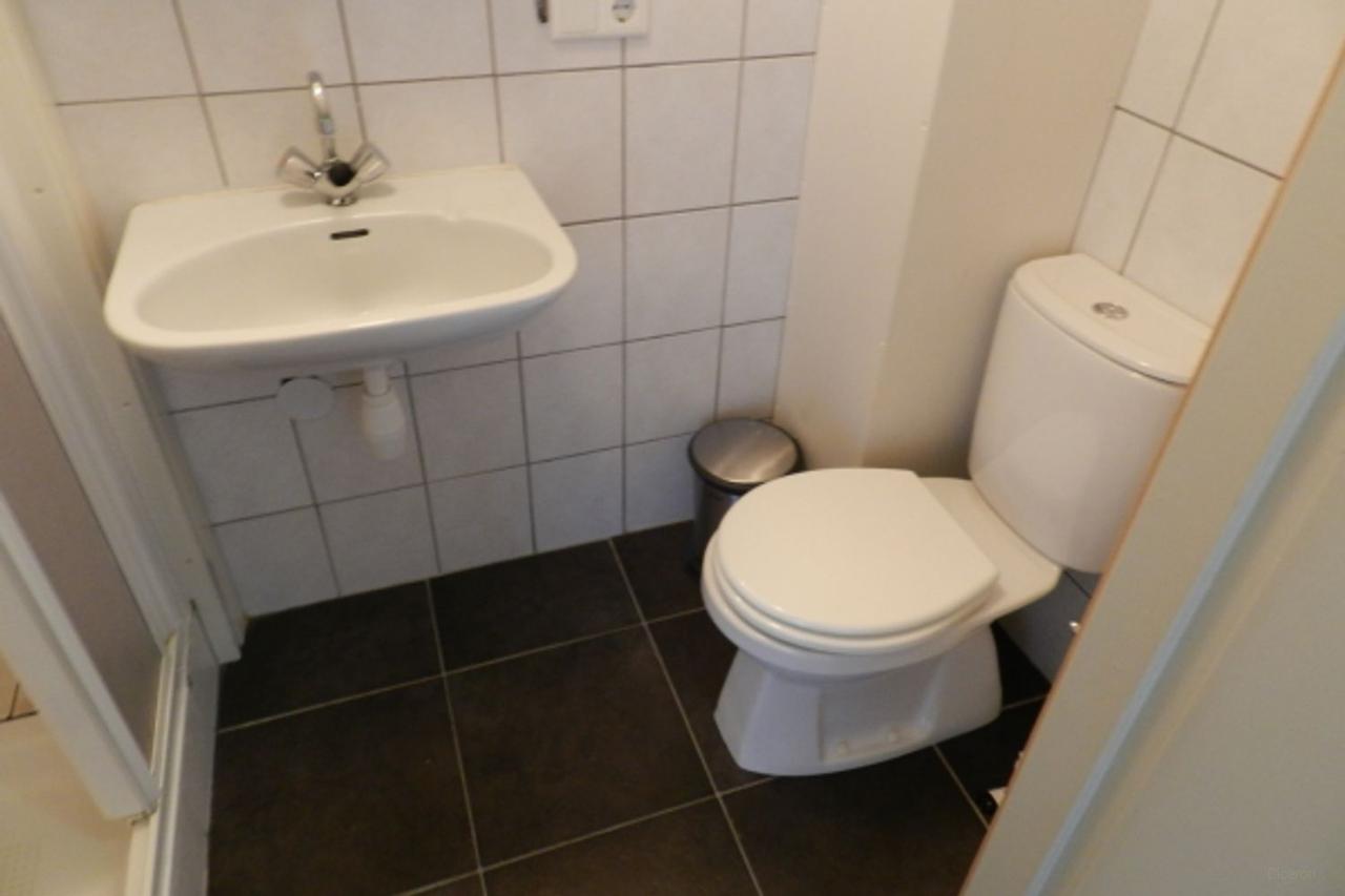 Spacious 33 m² room near Vrijthof - Image 9