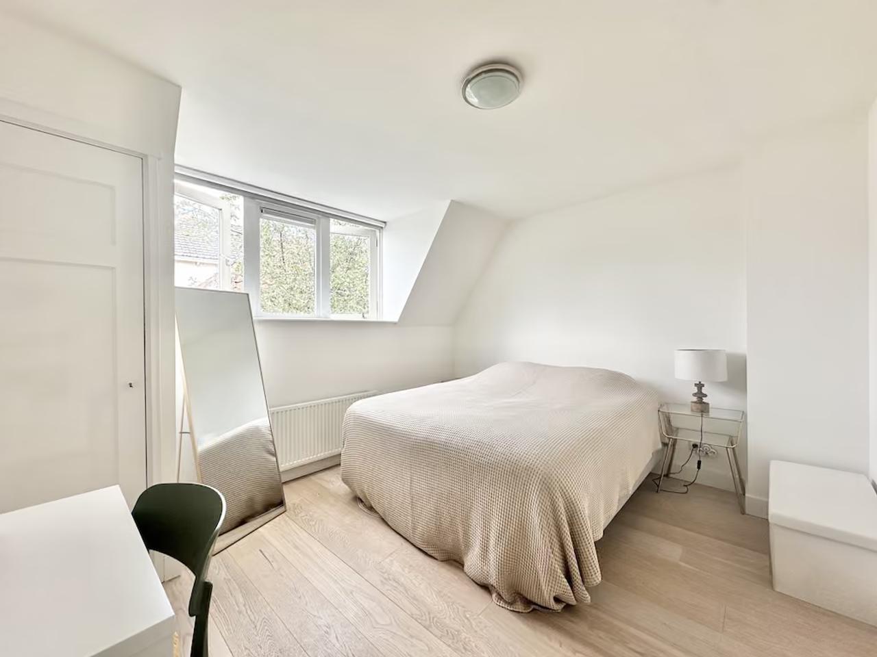 Family Home with Garden in Naarden Vesting - Image 10