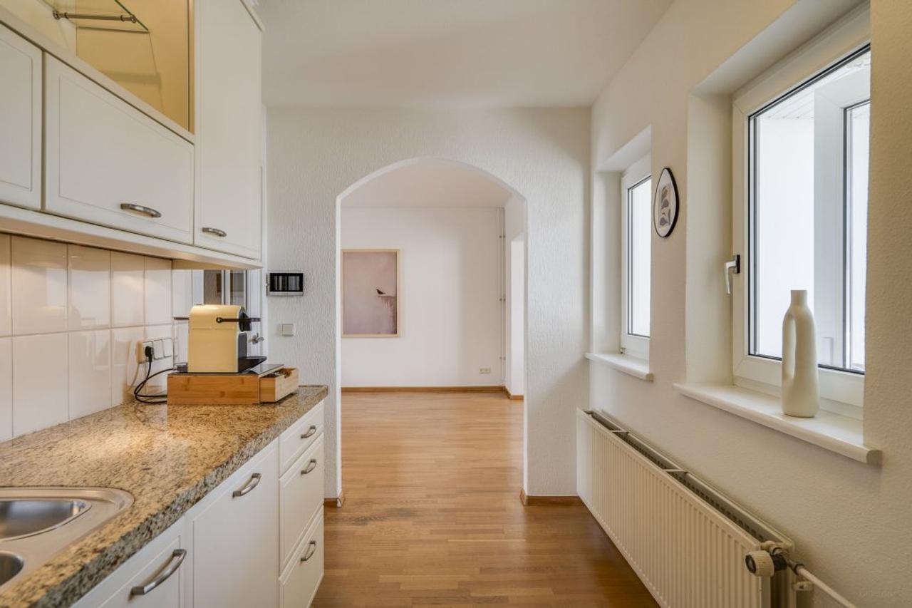 170 m² Furnished Apartment with Roof Terrace in Horst - Image 35