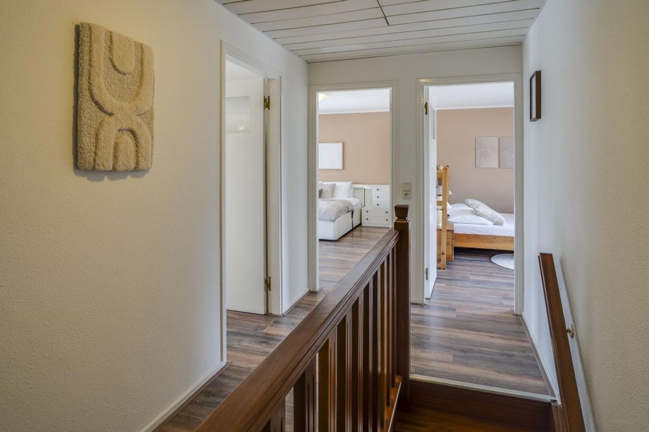 170 m² Furnished Apartment with Roof Terrace in Horst - Image 47