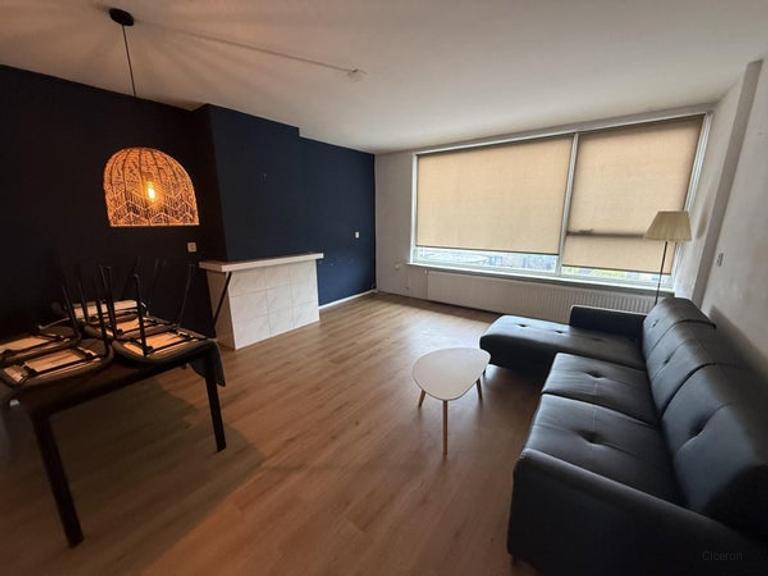 Furnished 2-bedroom apartment near the station - Image 4