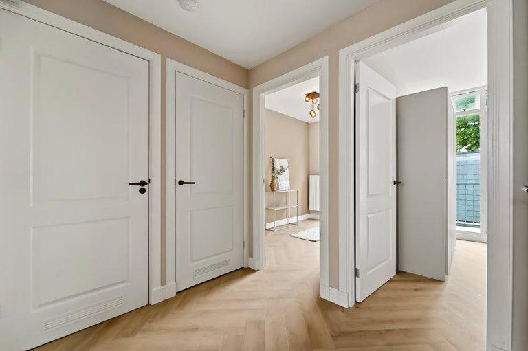 Gemeubileerd 3-slaapkamerappartement in Centrum - Afbeelding 10