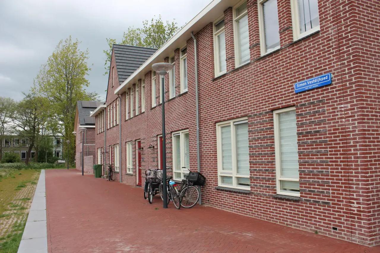 4-slaapkamerwoning met tuin in Leiden - Afbeelding 1