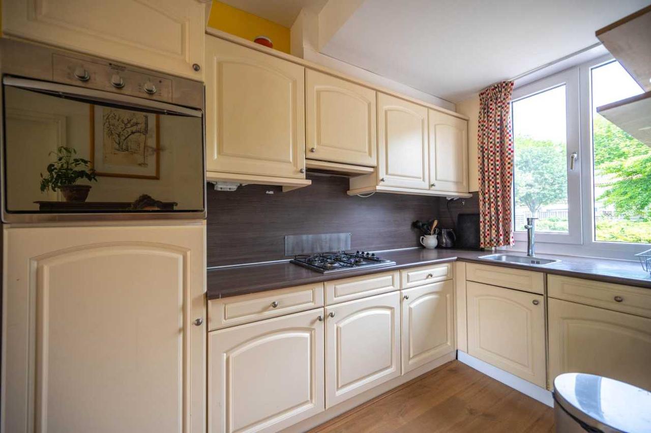 Gemeubileerd huis met tuin in Slotermeer - Afbeelding 6