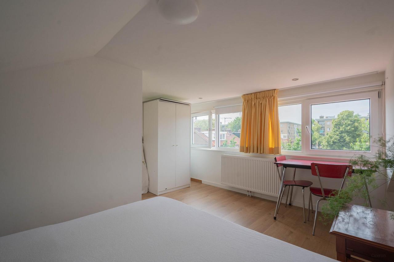 Gemeubileerd huis met tuin in Slotermeer - Afbeelding 18