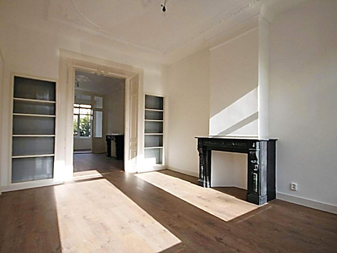 3-kamerappartement met serre in Regentessekwartier - Afbeelding 2